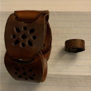 Leather cuff & ring stamped flower ring set Brown rustic leather Daisy ring sz 8